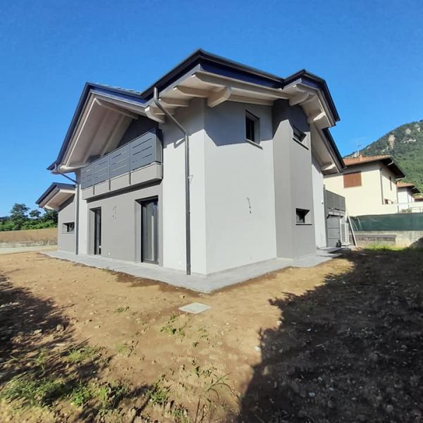 Villa singola di 180mq con box doppio