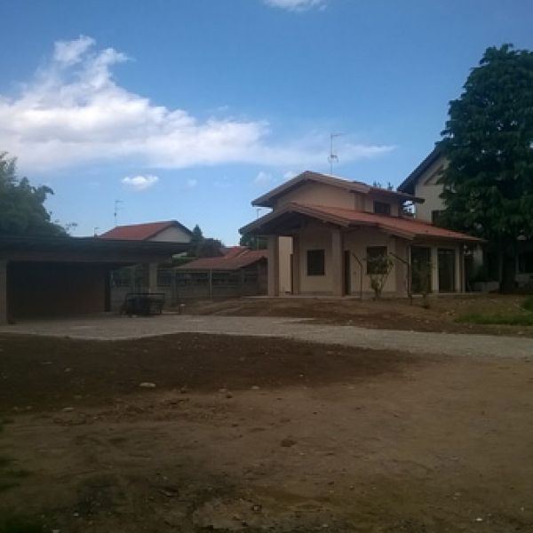 Ampliamento e ristrutturazione villa singola